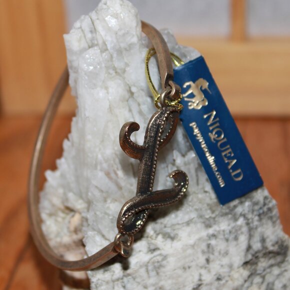 Niquea.D Initial Metal Bracelet - Picture 1 of 5